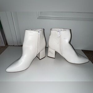White booties 🤍✨